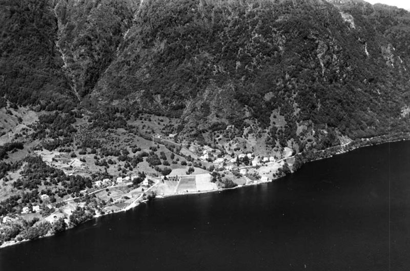 Fil:Ytre Bruvik s.97.jpg