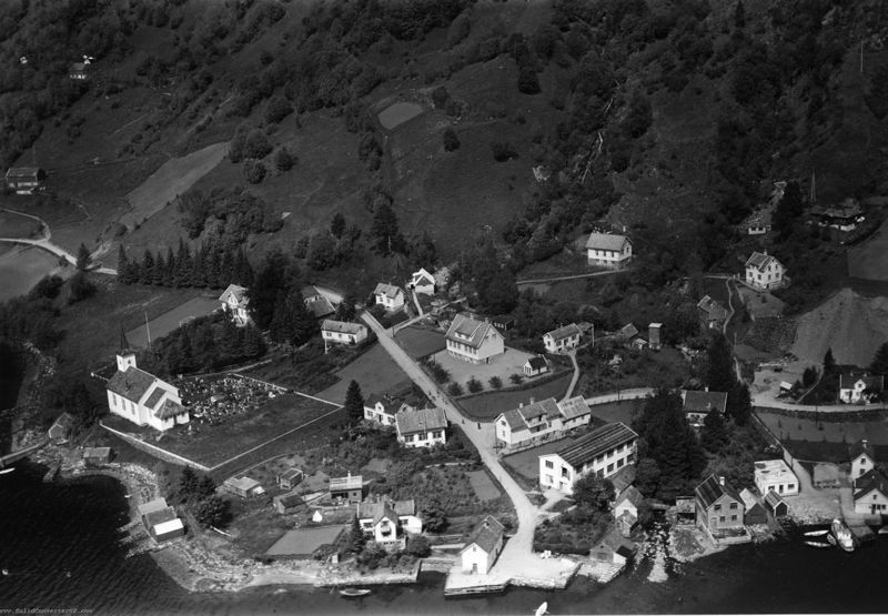 Fil:BI Bruvik s 194.jpg